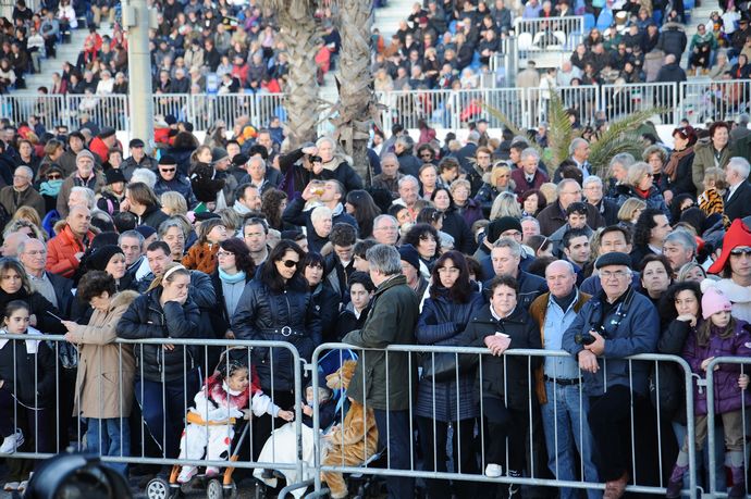 Ingrandisci la foto